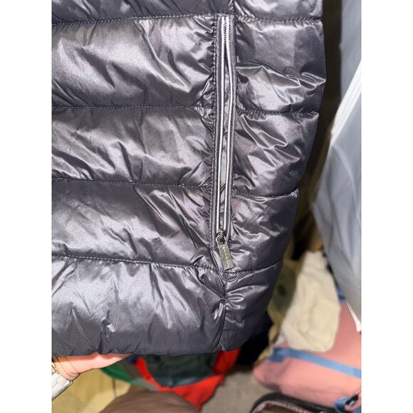 NWT Tahari Women’s‎ 1X Black Quilted Puffer Vest Zip Pockets - Picture 3 of 5